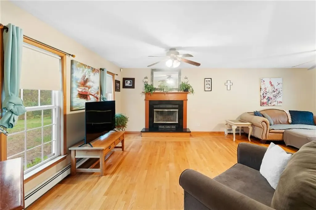 51 Mill Road Foster RI 02825
