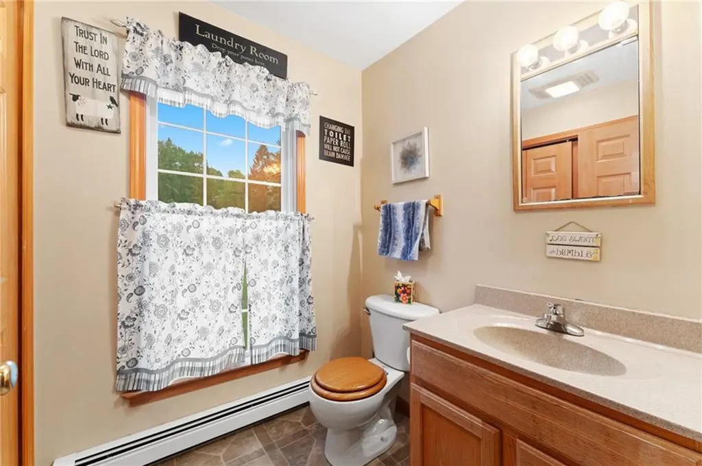 51 Mill Road Foster RI 02825