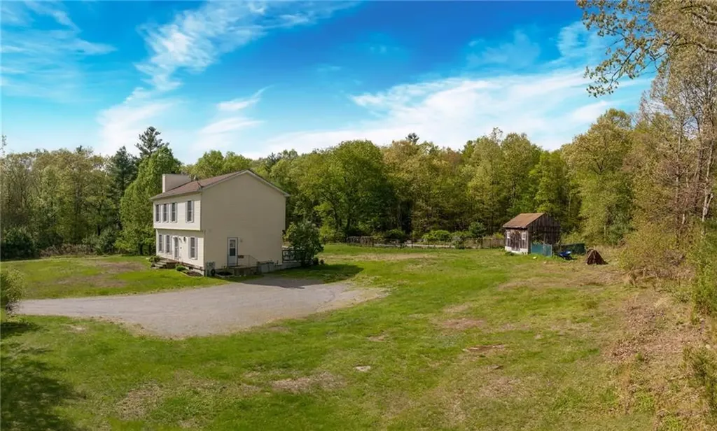 51 Mill Road Foster RI 02825