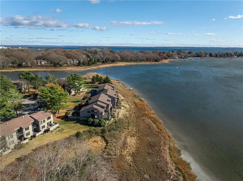 255 Fishing Cove Road North Kingstown RI 02852