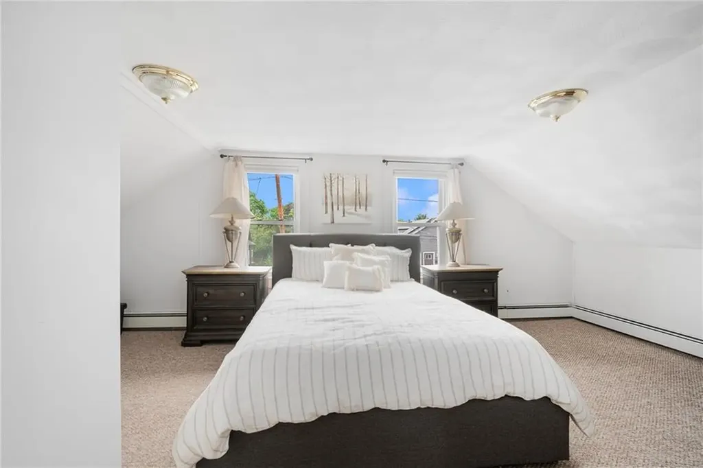 27 Hayes Street Cranston RI 02920