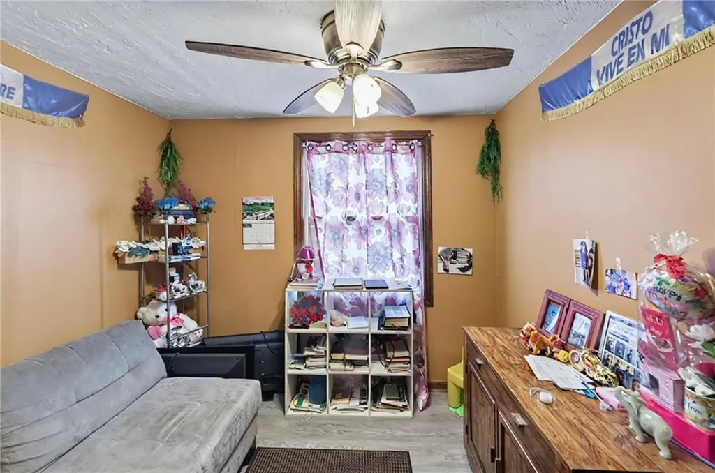 434 Carter Avenue Pawtucket RI 02861