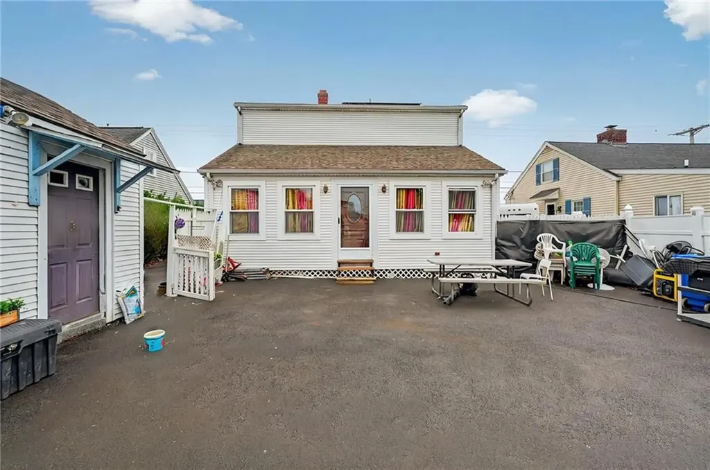 434 Carter Avenue Pawtucket RI 02861