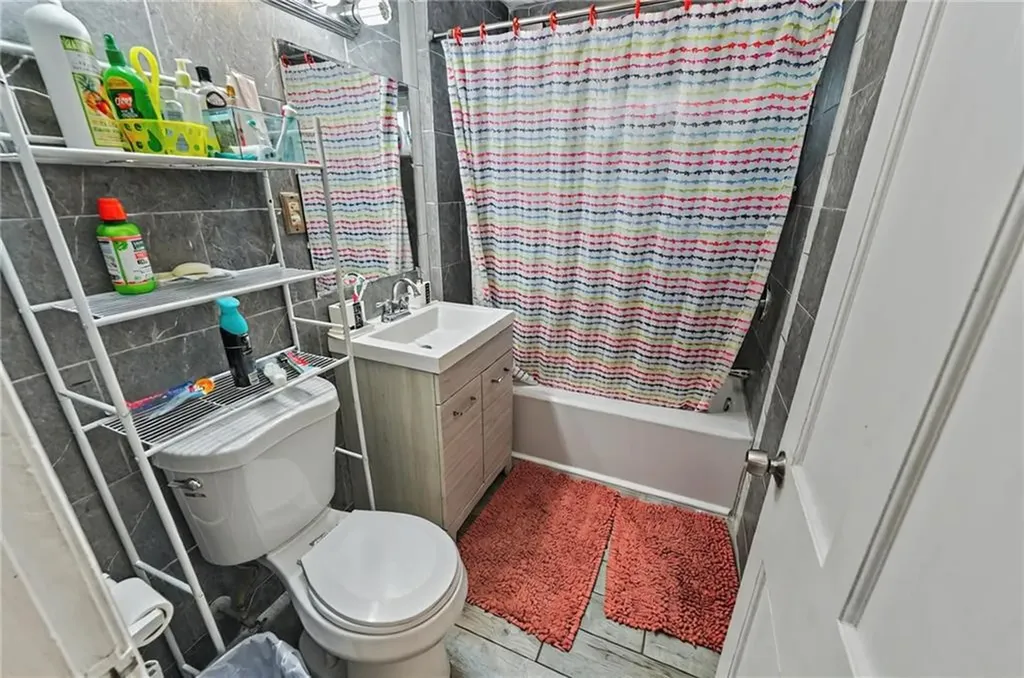 434 Carter Avenue Pawtucket RI 02861