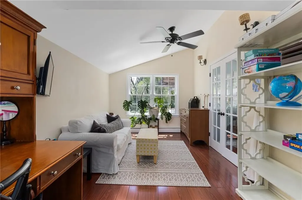 48 Pierce Road North Kingstown RI 02874