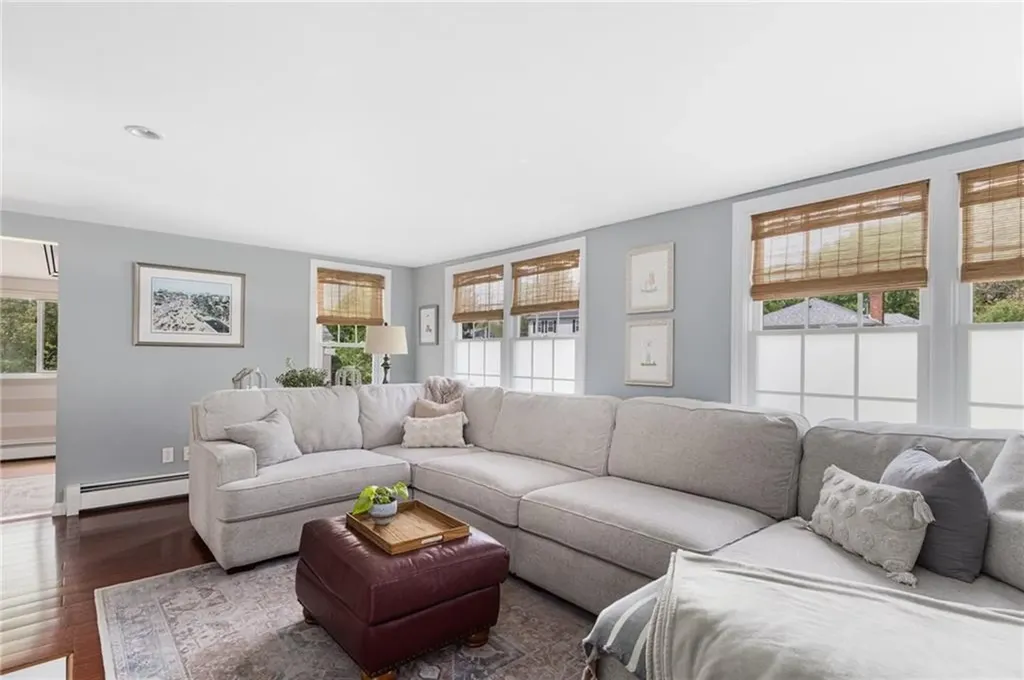 48 Pierce Road North Kingstown RI 02874