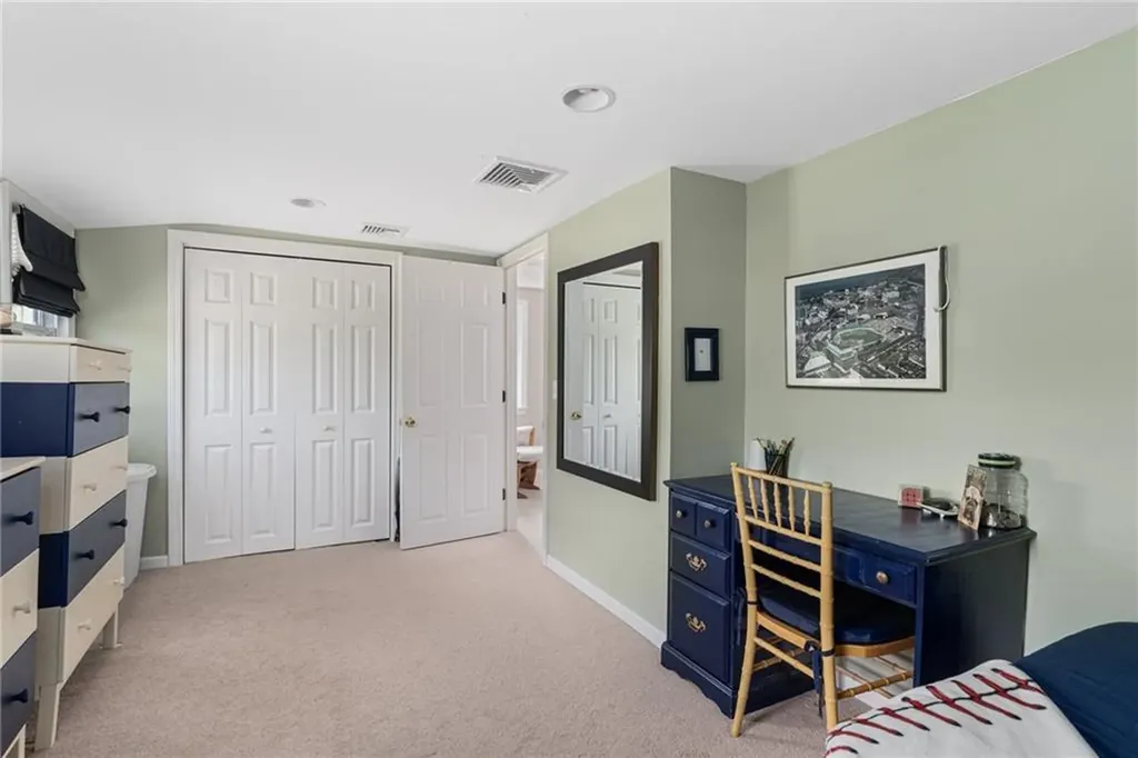 48 Pierce Road North Kingstown RI 02874