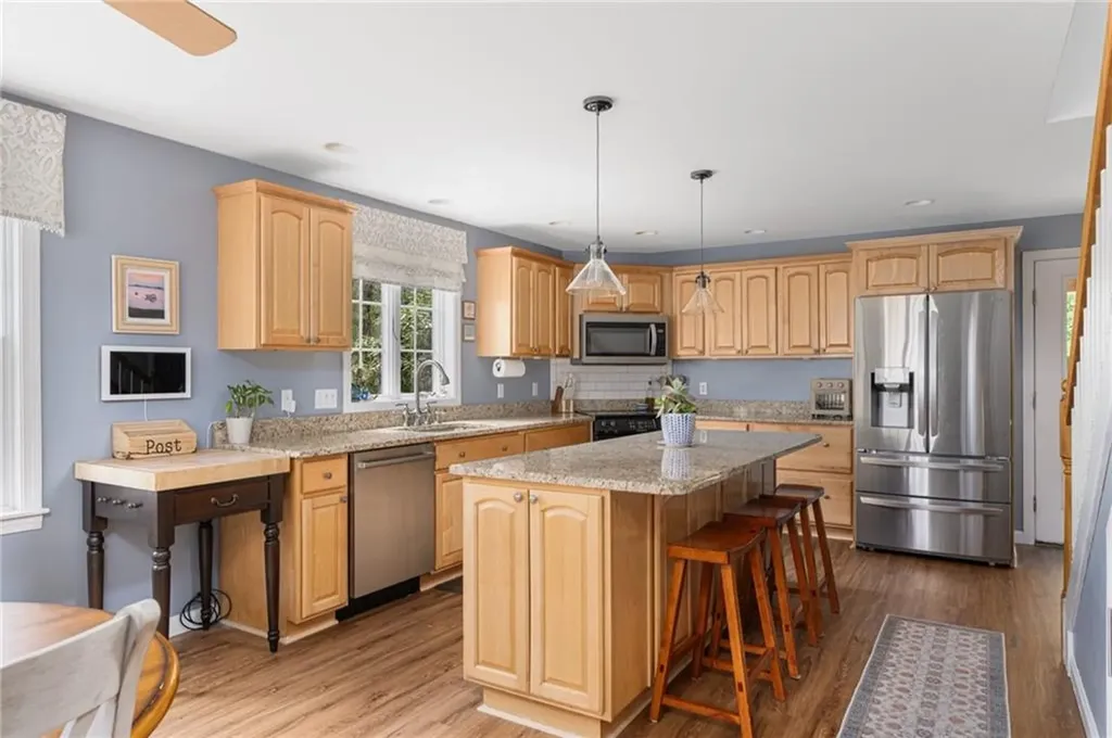 48 Pierce Road North Kingstown RI 02874