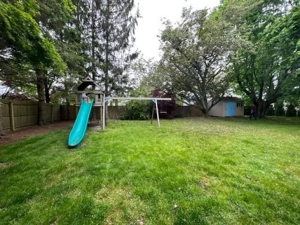 35 Wilkey Avenue Portsmouth RI 02871