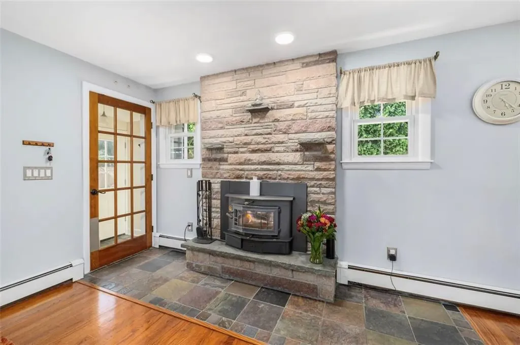 71 Orlando Drive North Providence RI 02904