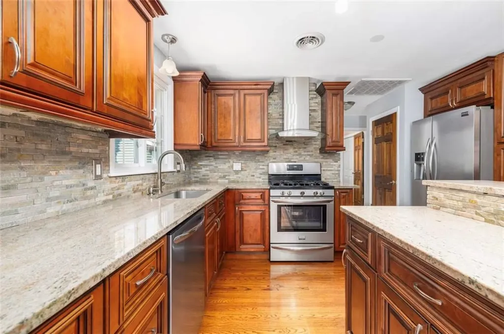71 Orlando Drive North Providence RI 02904