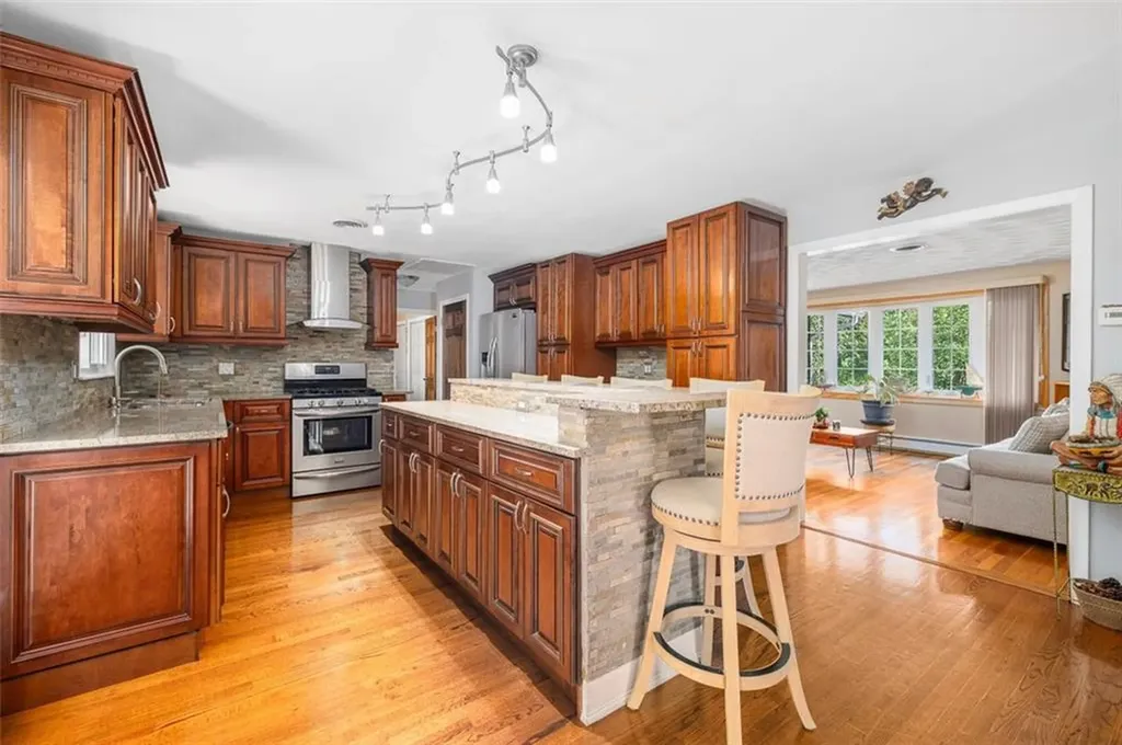 71 Orlando Drive North Providence RI 02904