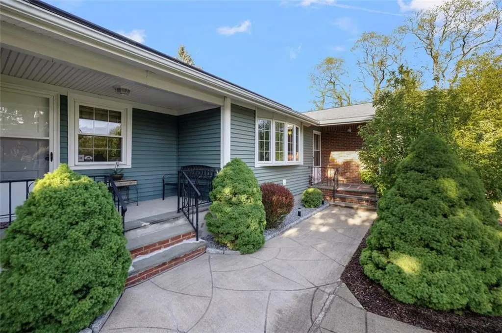 71 Orlando Drive North Providence RI 02904
