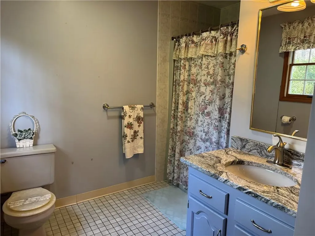 87 Hillcrest Drive Cranston RI 02921