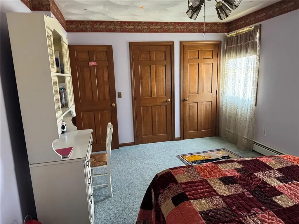 87 Hillcrest Drive Cranston RI 02921