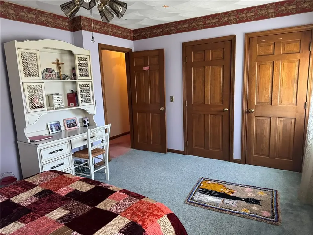 87 Hillcrest Drive Cranston RI 02921