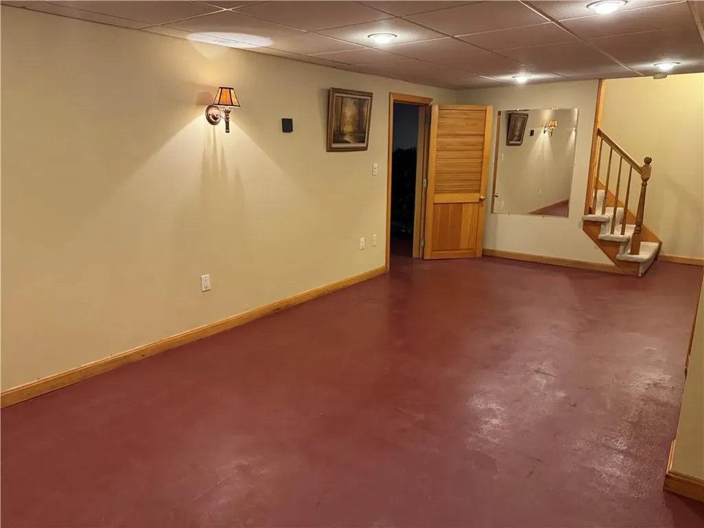 87 Hillcrest Drive Cranston RI 02921