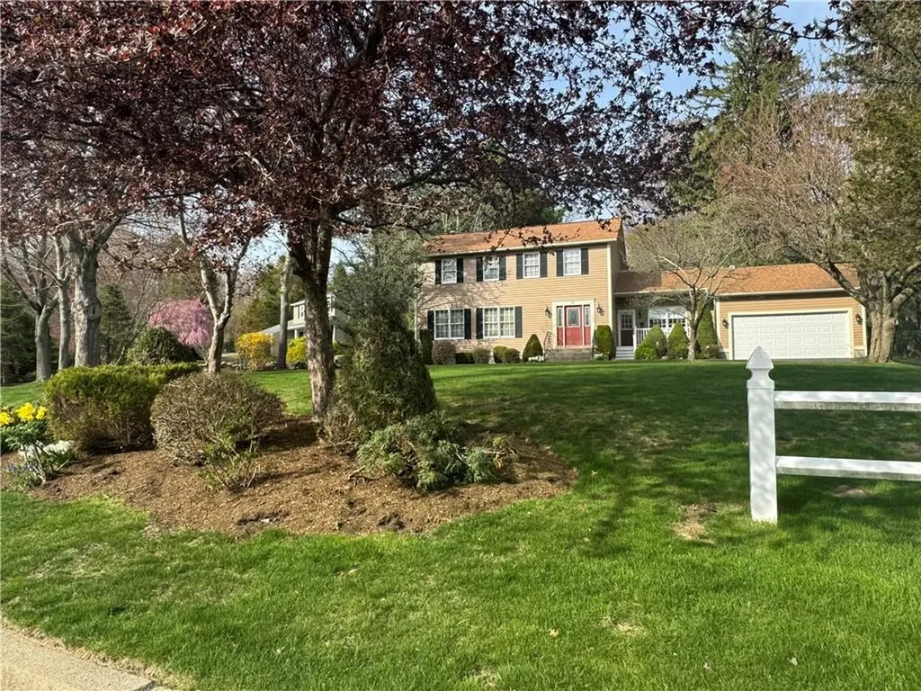 87 Hillcrest Drive Cranston RI 02921