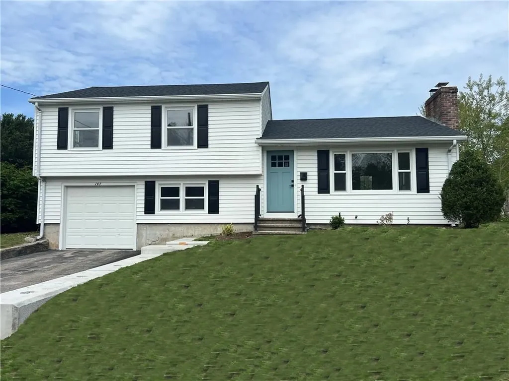 143 Greenmeadow Circle North Kingstown RI 02852