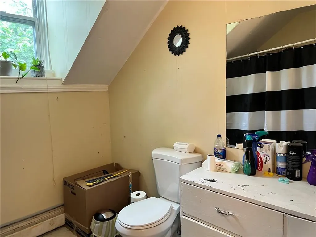 211 Oxford Street Providence RI 02905