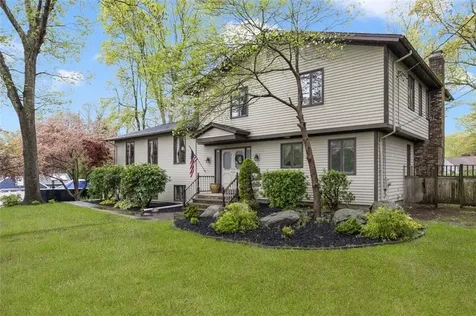 218 Burnt Cedar Drive North Kingstown RI 02852