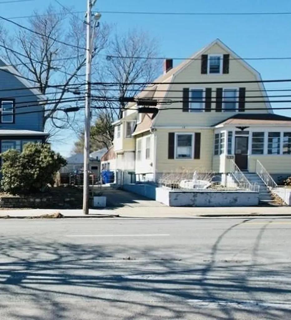1123 South Broadway East Providence RI 02914