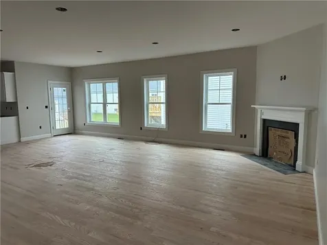 39 Weston Avenue North Kingstown RI 02852