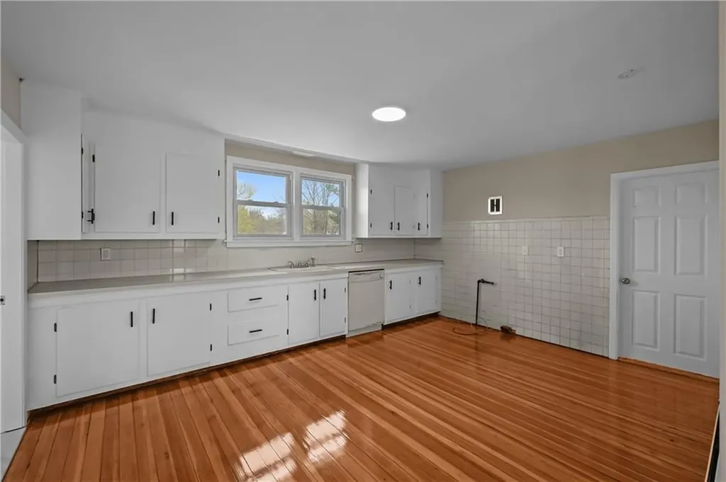 41 Fletcher Avenue Cranston RI 02920
