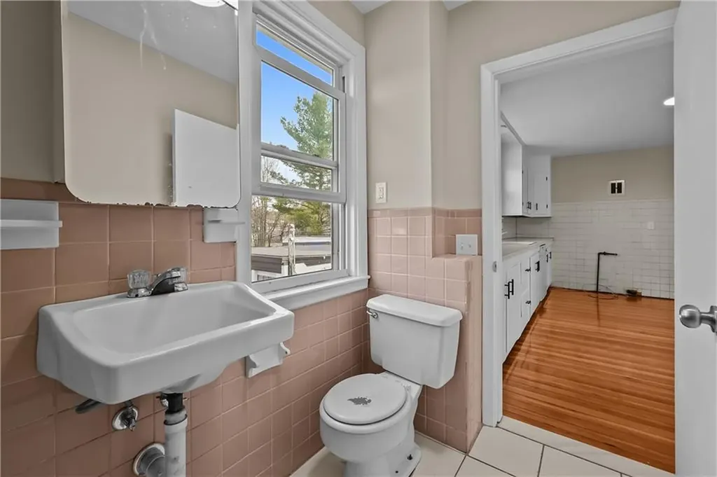 41 Fletcher Avenue Cranston RI 02920