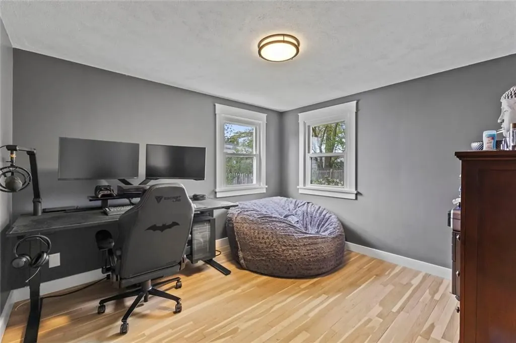 49 Naples Avenue Warwick RI 02886
