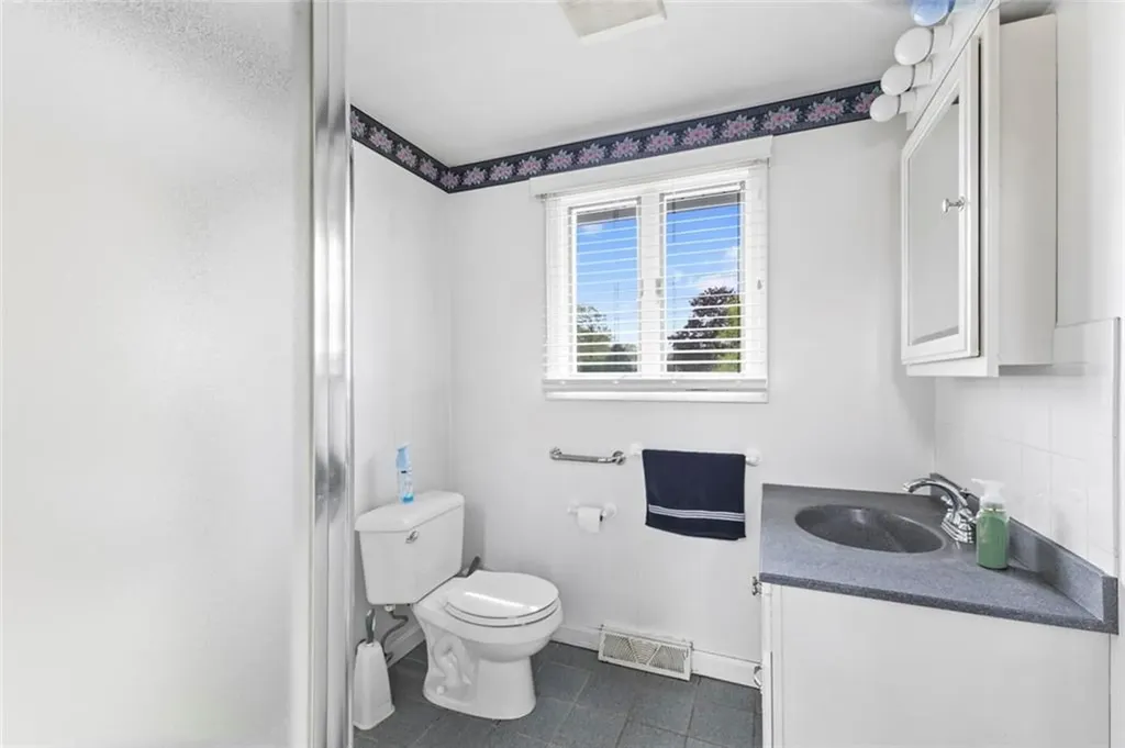 49 Naples Avenue Warwick RI 02886