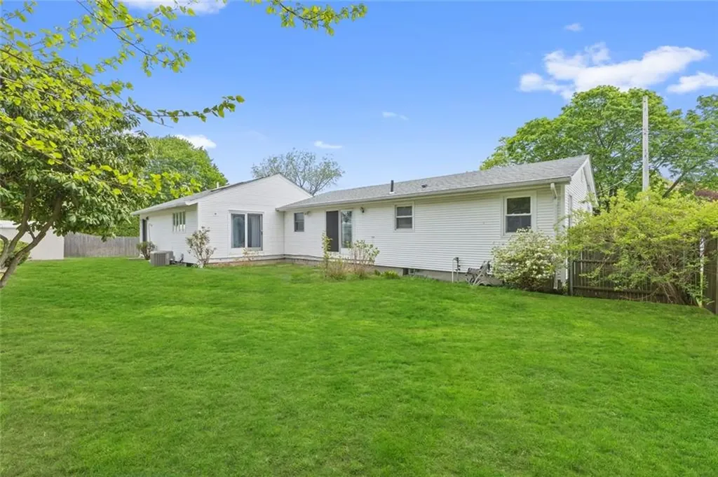 49 Naples Avenue Warwick RI 02886