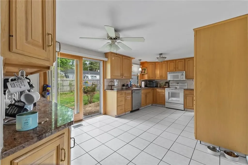 49 Naples Avenue Warwick RI 02886