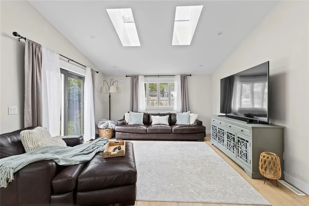 49 Naples Avenue Warwick RI 02886
