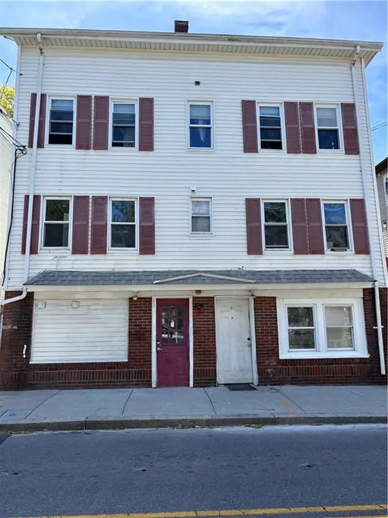870 Douglas Avenue Providence RI 02908