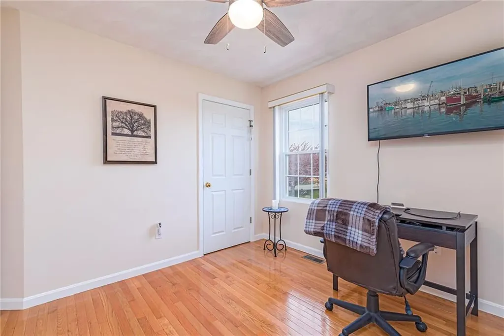 39 President Drive Narragansett RI 02882