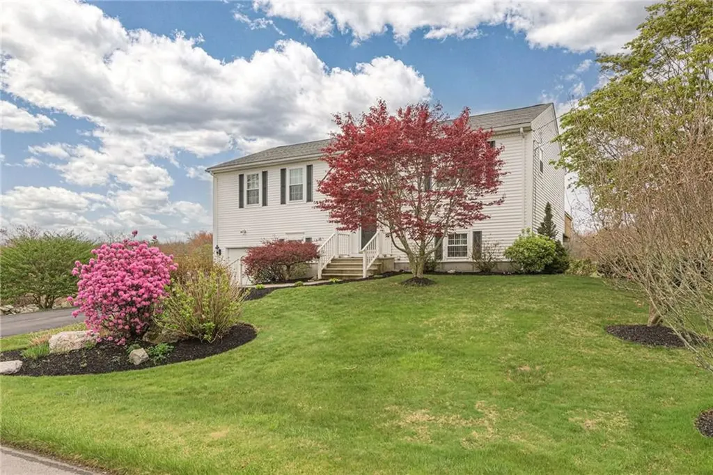 39 President Drive Narragansett RI 02882