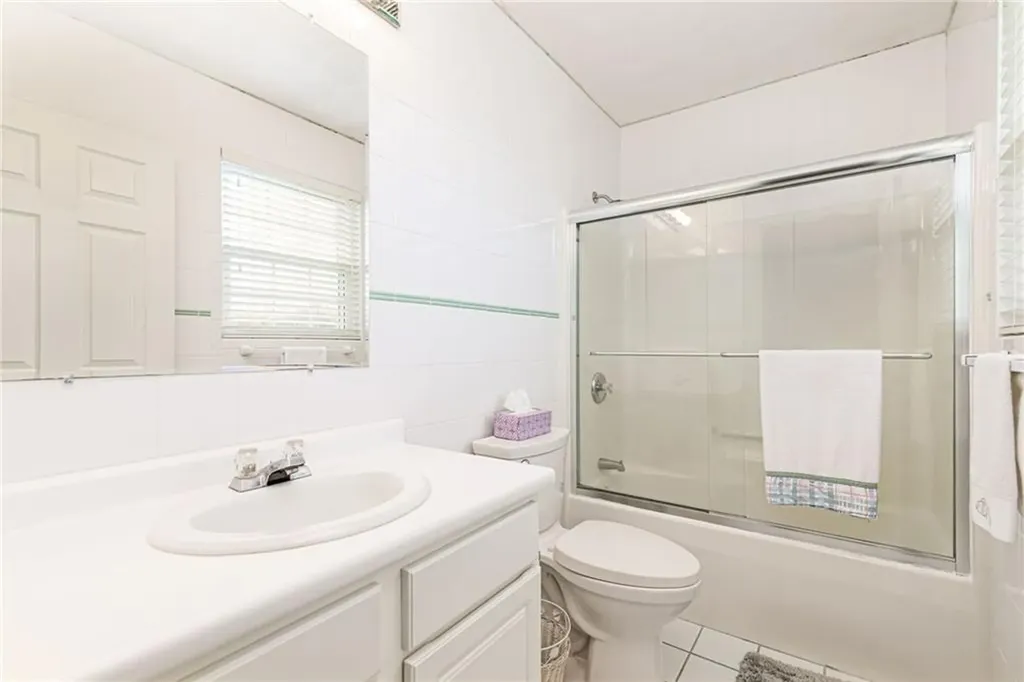 39 President Drive Narragansett RI 02882