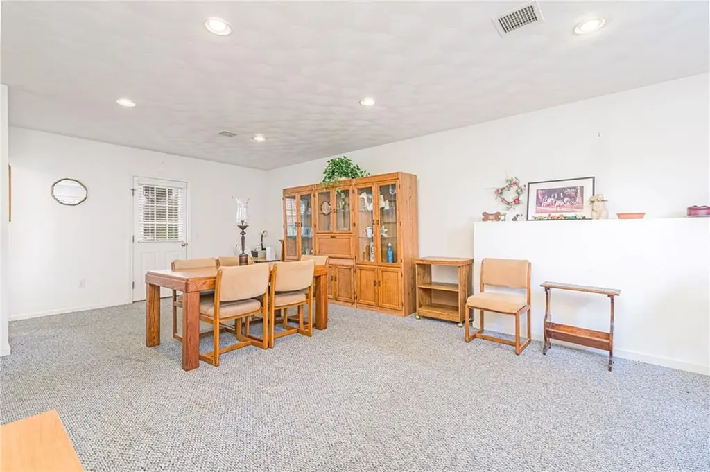 39 President Drive Narragansett RI 02882
