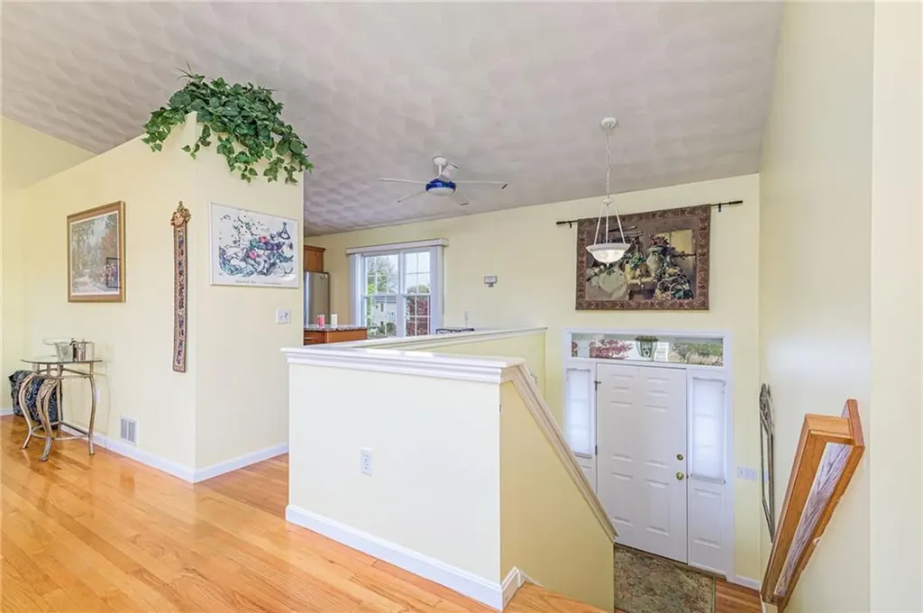 39 President Drive Narragansett RI 02882