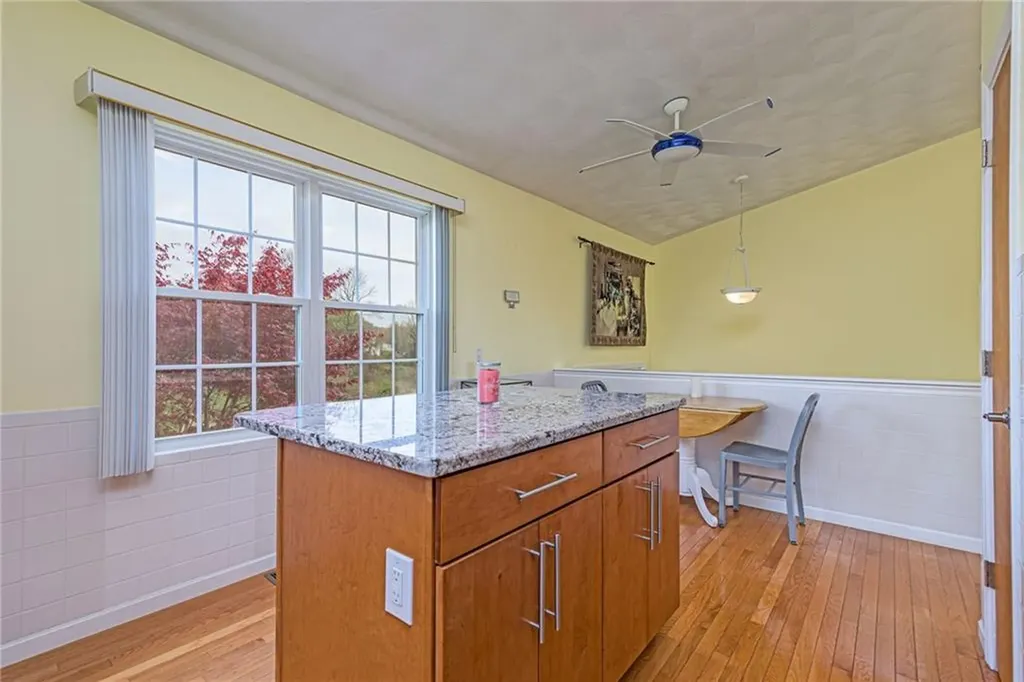 39 President Drive Narragansett RI 02882