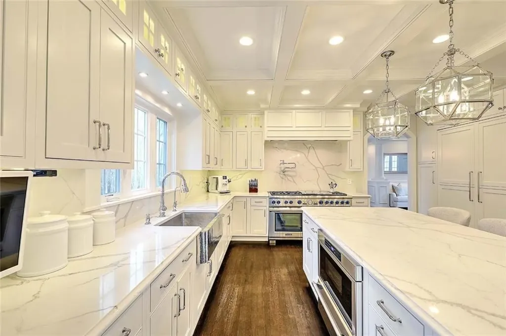 33 Susan Drive Cumberland RI 02864