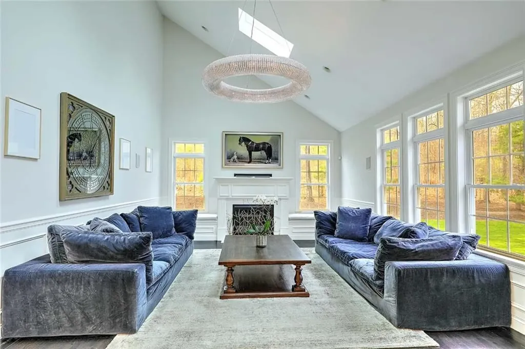 33 Susan Drive Cumberland RI 02864