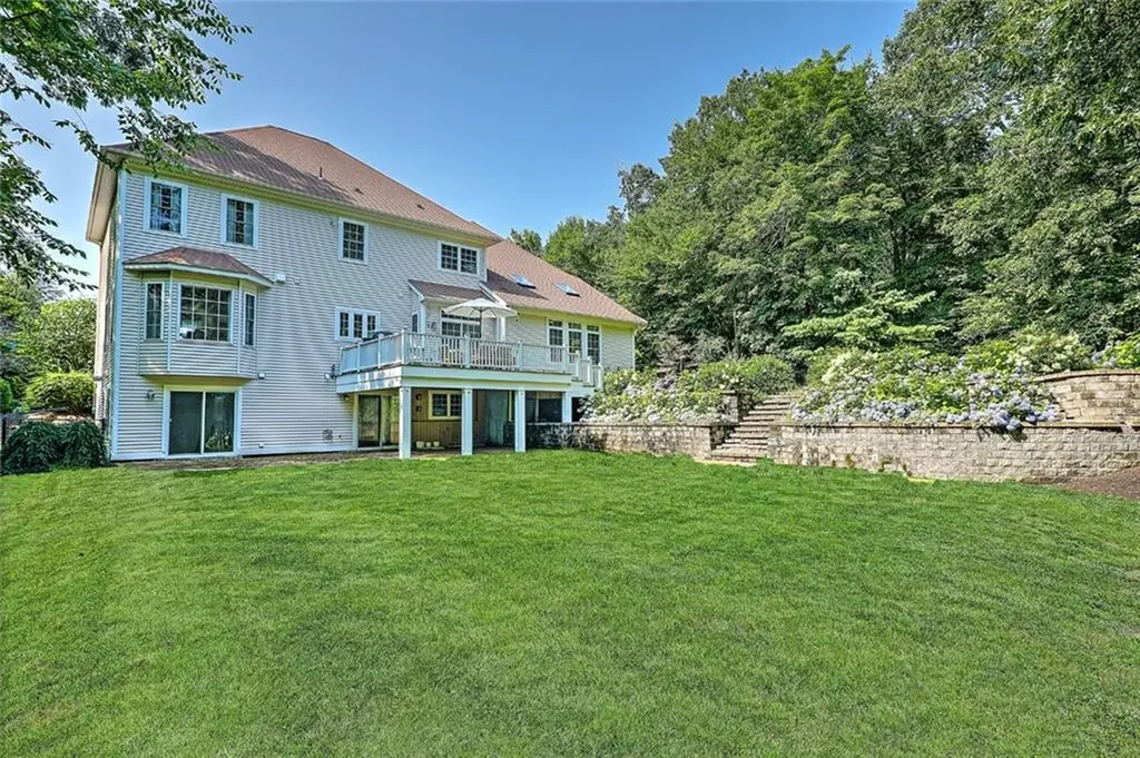 33 Susan Drive Cumberland RI 02864