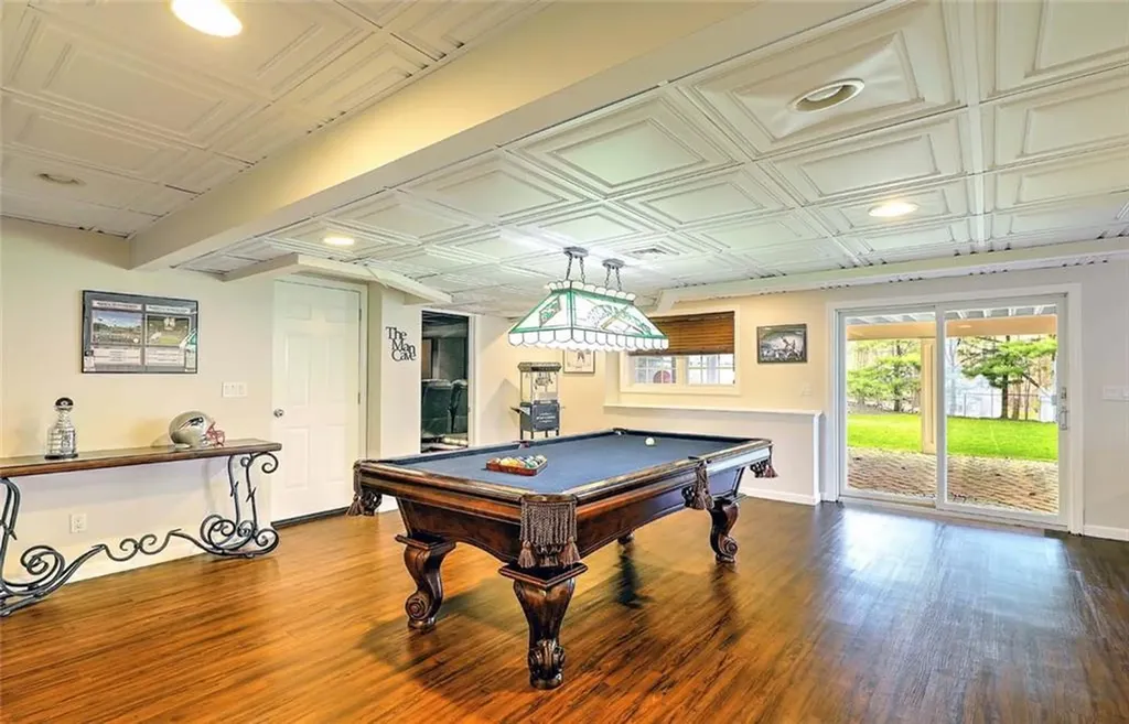33 Susan Drive Cumberland RI 02864