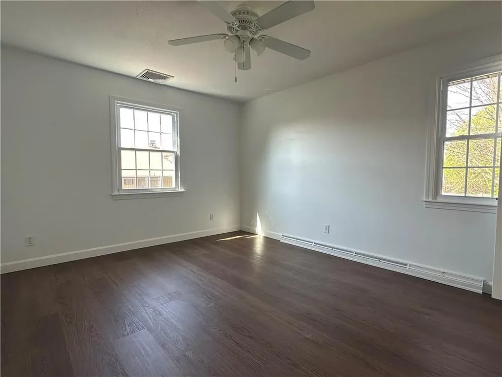 11 Pocono Road Middletown RI 02842