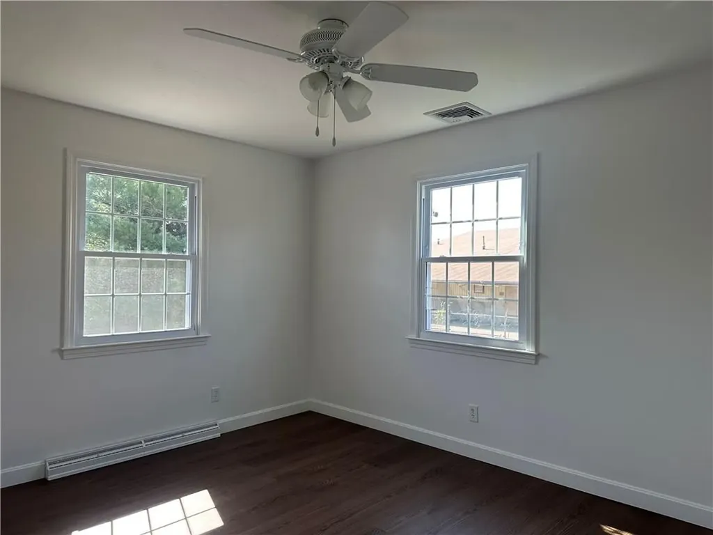 11 Pocono Road Middletown RI 02842