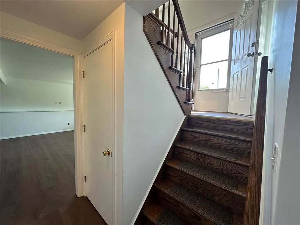 11 Pocono Road Middletown RI 02842