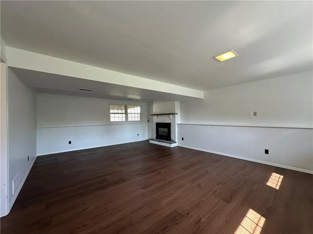 11 Pocono Road Middletown RI 02842