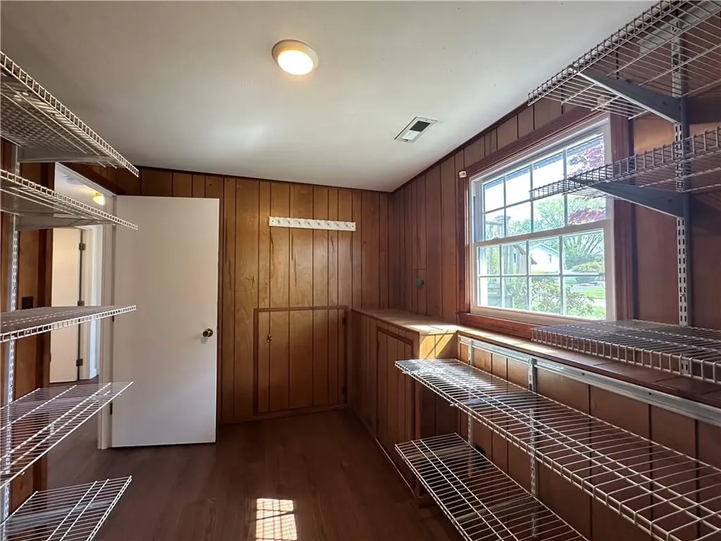 11 Pocono Road Middletown RI 02842